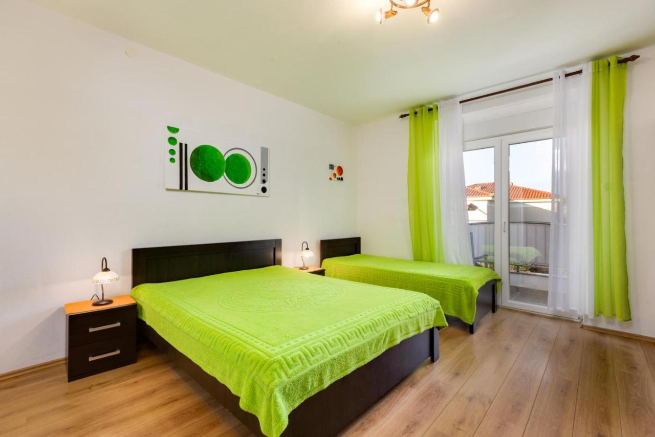 Appartement Apartman Volaric à Krk Town Extérieur photo
